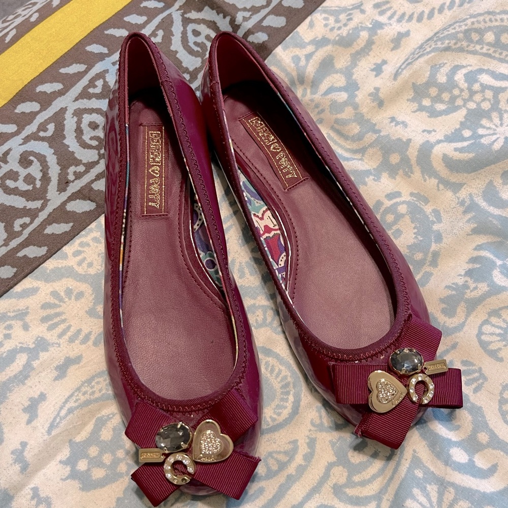 NWOT Coach fuchsia flats, size 7.5!
